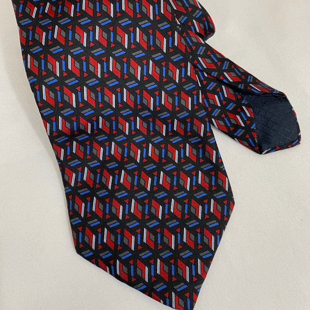 Multi-color Tie
